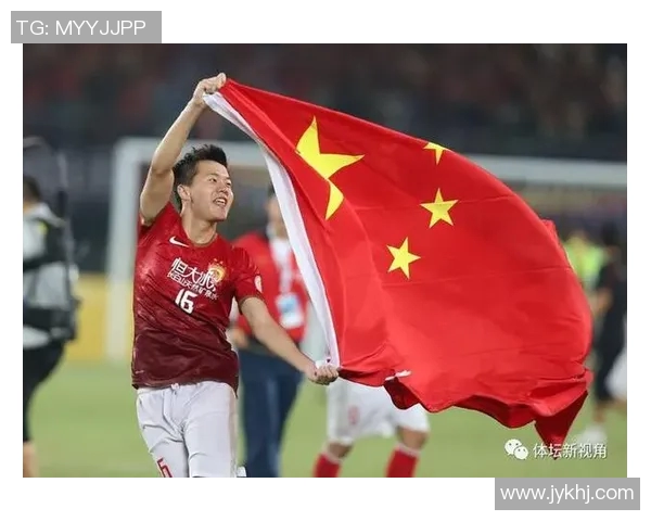 足球明星齐聚肥伦秀展现风采精彩瞬间引发球迷热议与期待