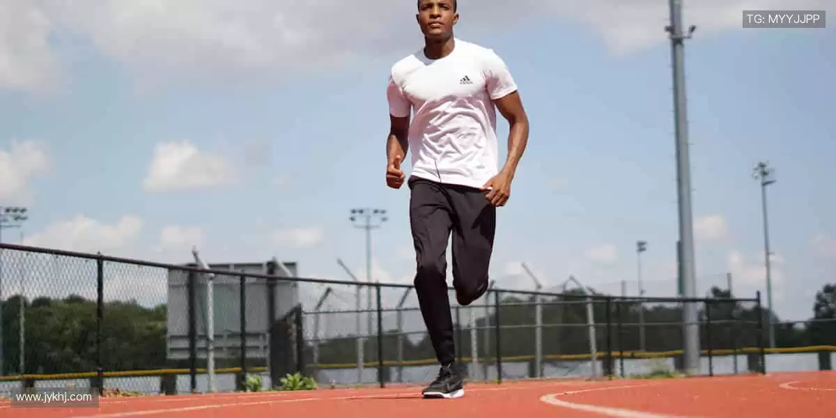 🎧 沉浸式体验，让呐喊声穿透屏幕！